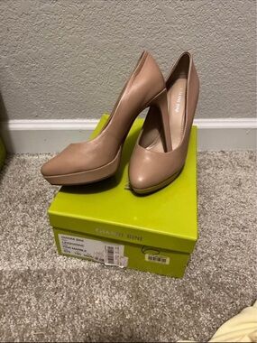 Gianni Bini Blush Nude Platform Stiletto Pumps